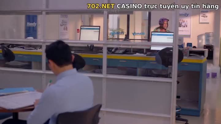 Tập 2 phim Cửa hàng tiện lợi nhà Kim (Phần 2)