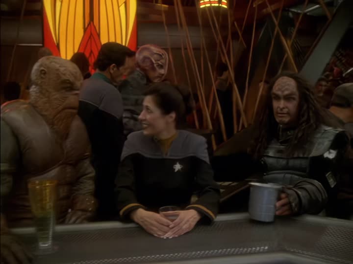 Tập 3 phim Star Trek: Deep Space Nine (Phần 7)