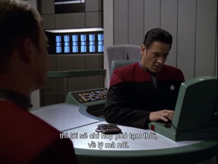 Tập 1 phim Star Trek: Voyager (Phần 7)