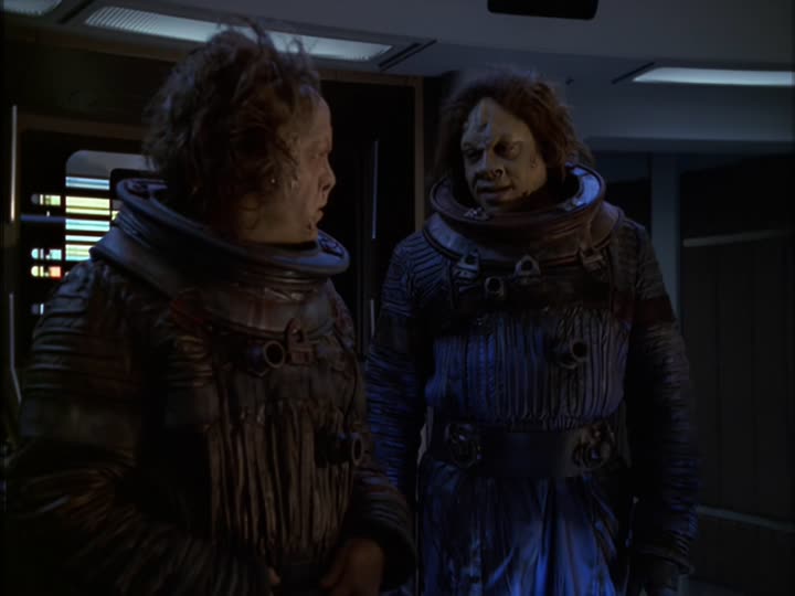 Tập 21 phim Star Trek: Voyager (Phần 5)