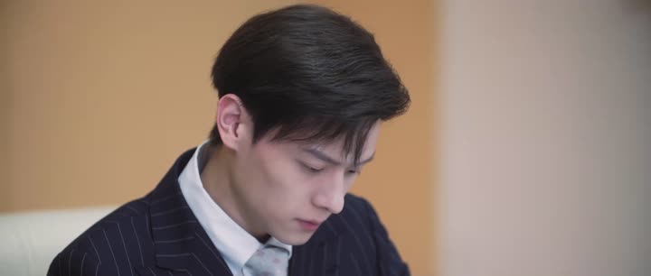 Tập 2 phim Thư Ký Kim Tấn Công